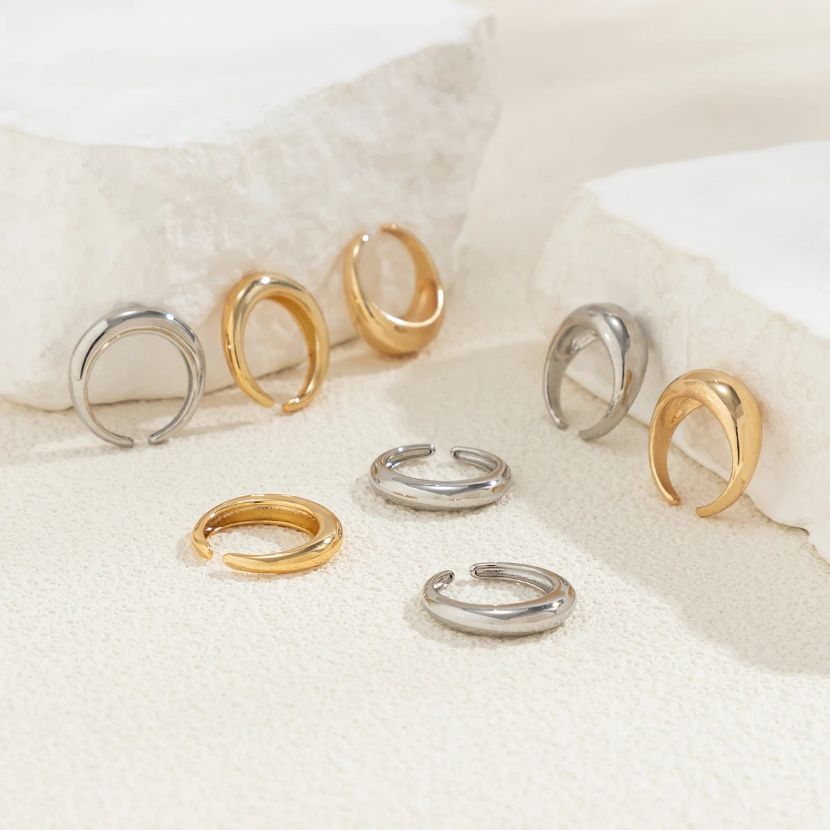Conjunto 8 Anillos Dorados y Plata
