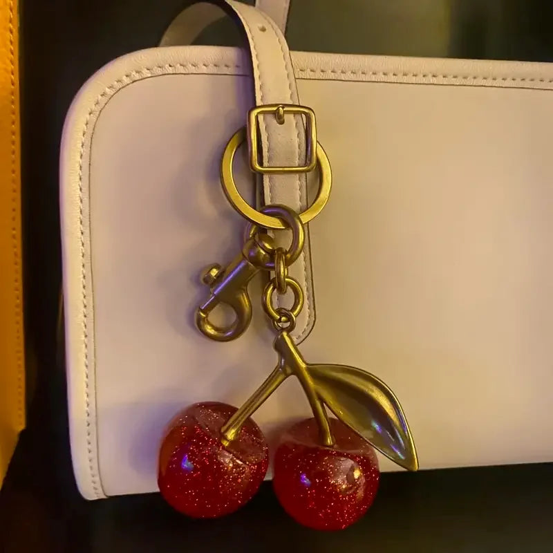 Llavero de Cereza Elegante