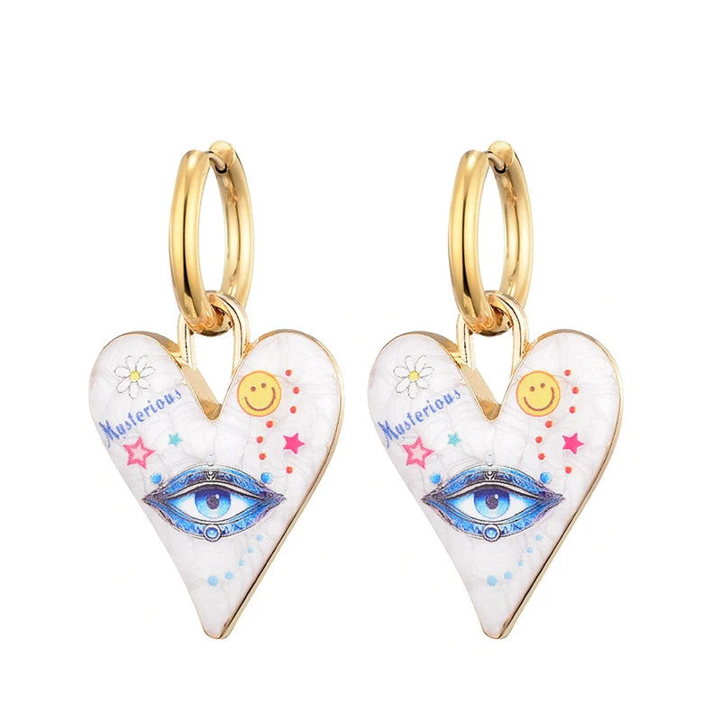 Aretes con Forma de Corazón y Ojo