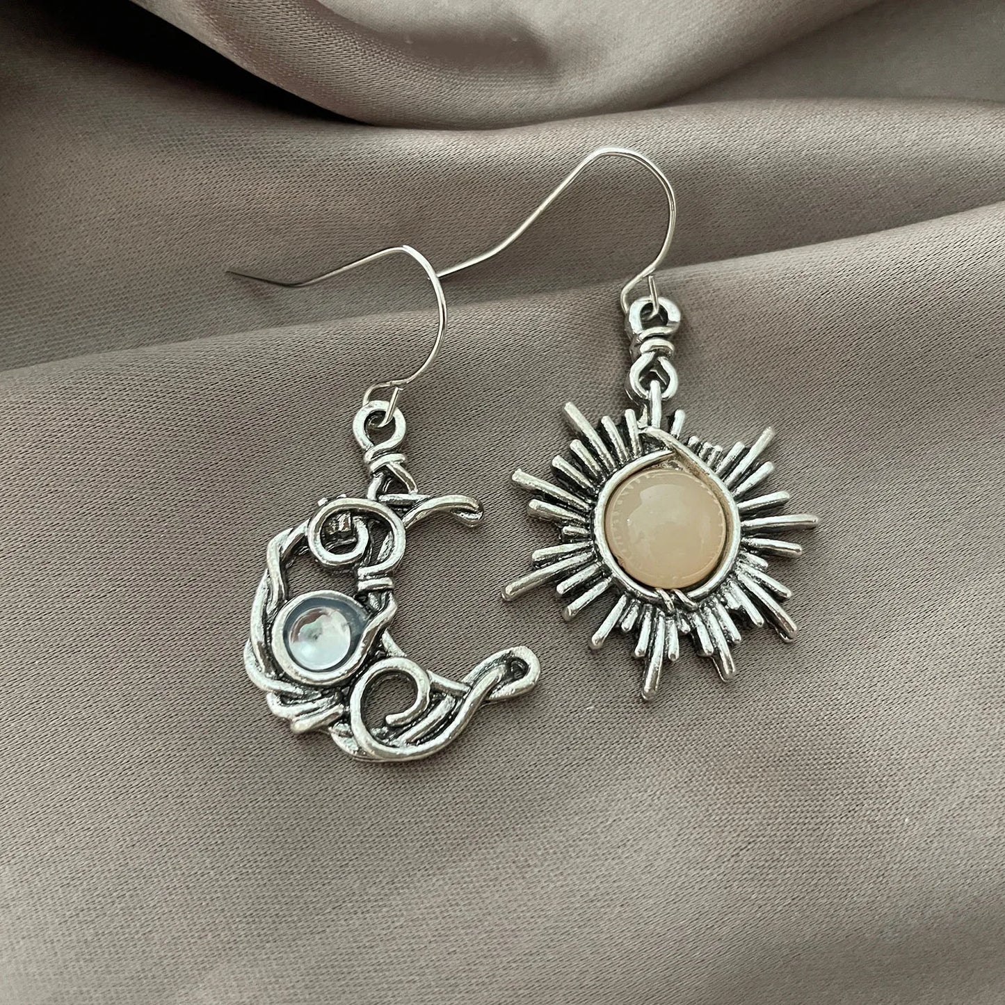 Aretes Sol y Luna Vintage