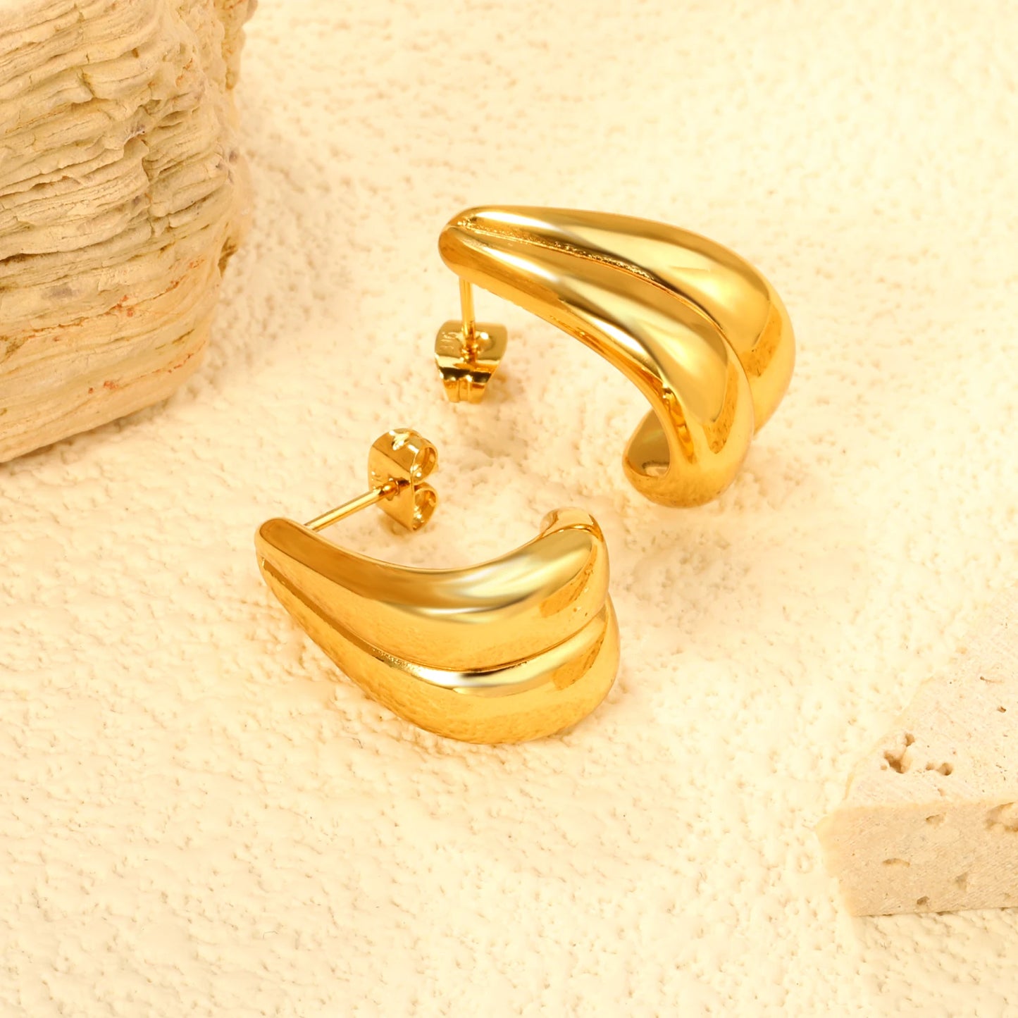 Aretes Estilo Dorado