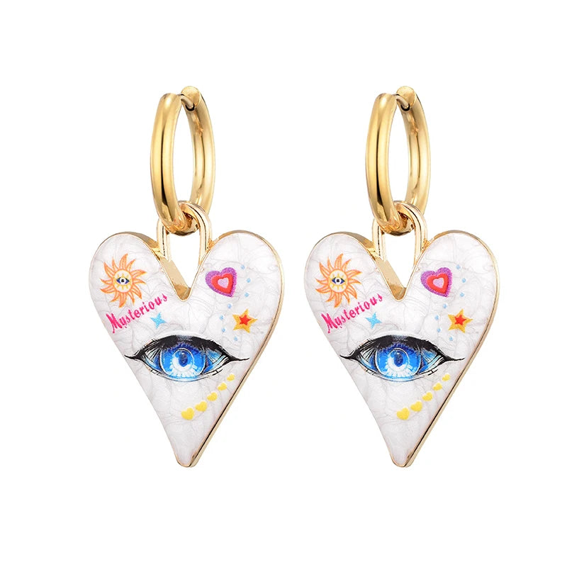 Aretes con Forma de Corazón y Ojo