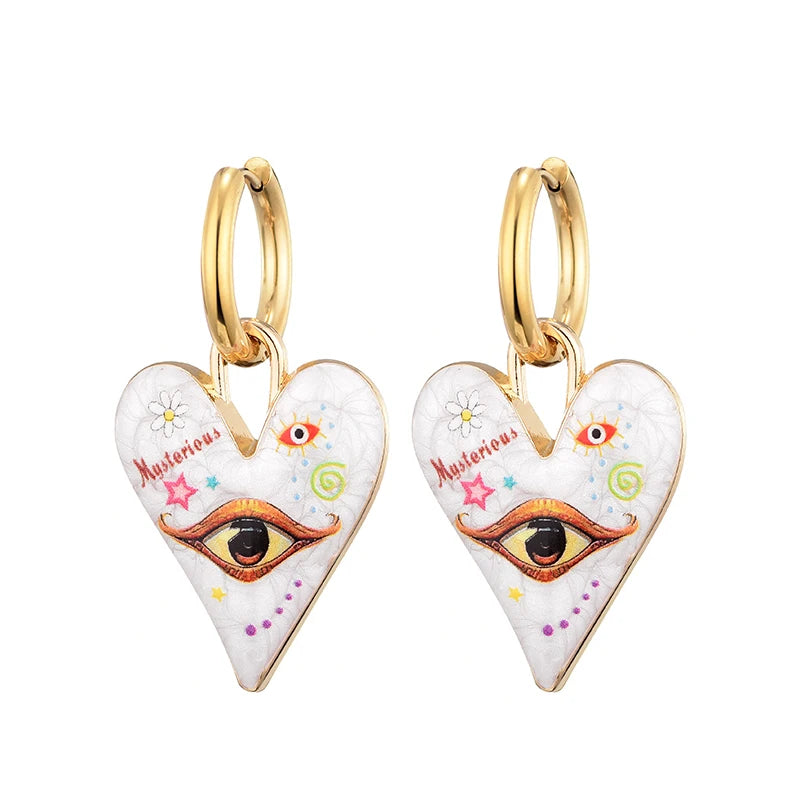 Aretes con Forma de Corazón y Ojo
